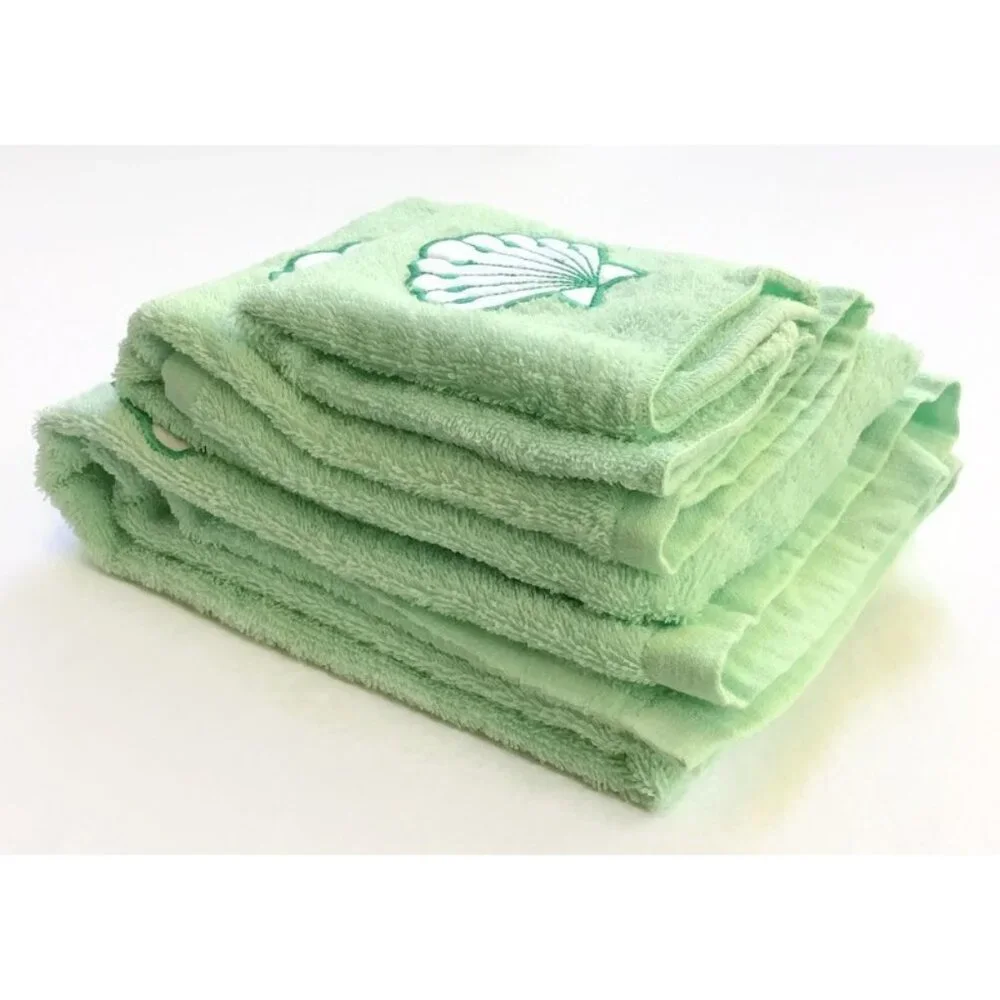Vintage Seashell Towel Set Woolworth 3 Pc. Washcloth Hand & Bath Towel Green
